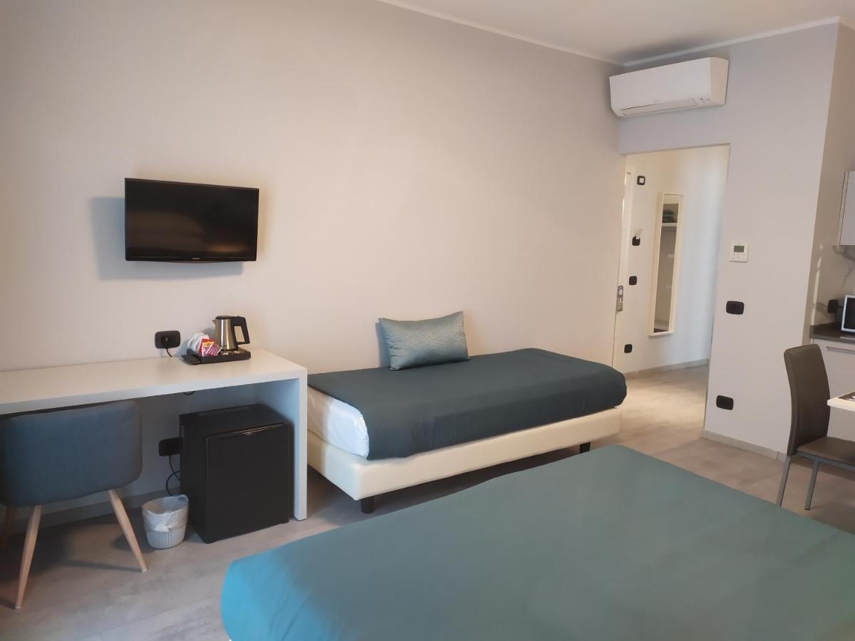 Garda Diamant Bed and Breakfast Desenzano del Garda Exteriör bild