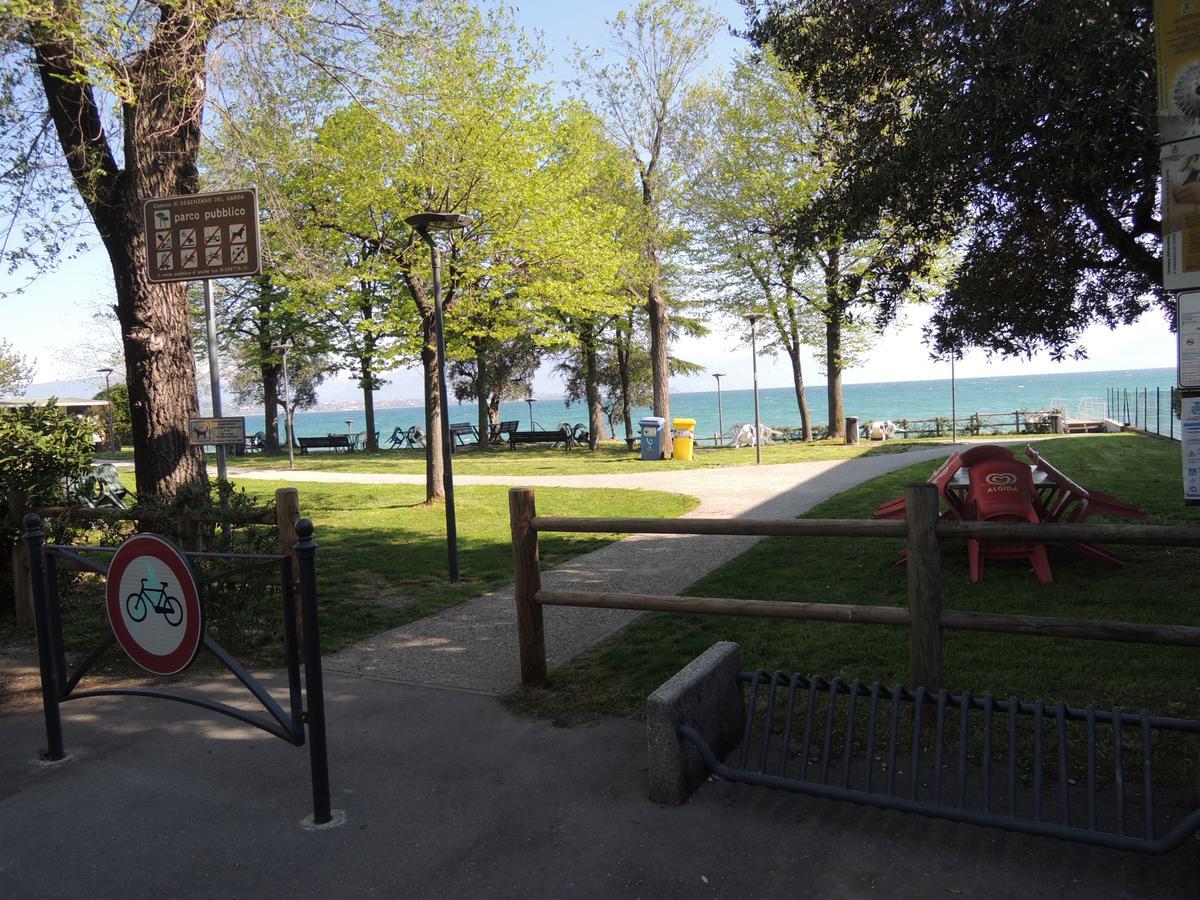 Garda Diamant Bed and Breakfast Desenzano del Garda Exteriör bild