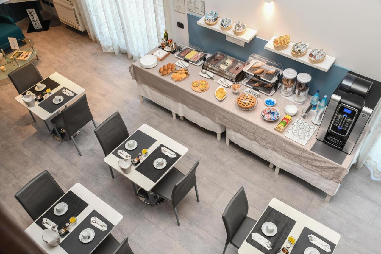 Garda Diamant Bed and Breakfast Desenzano del Garda Exteriör bild