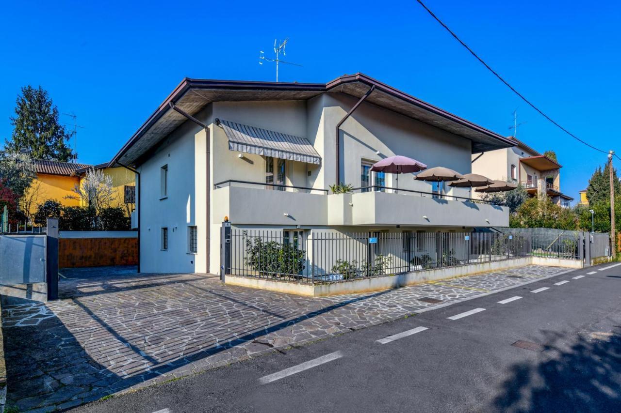 Garda Diamant Bed and Breakfast Desenzano del Garda Exteriör bild
