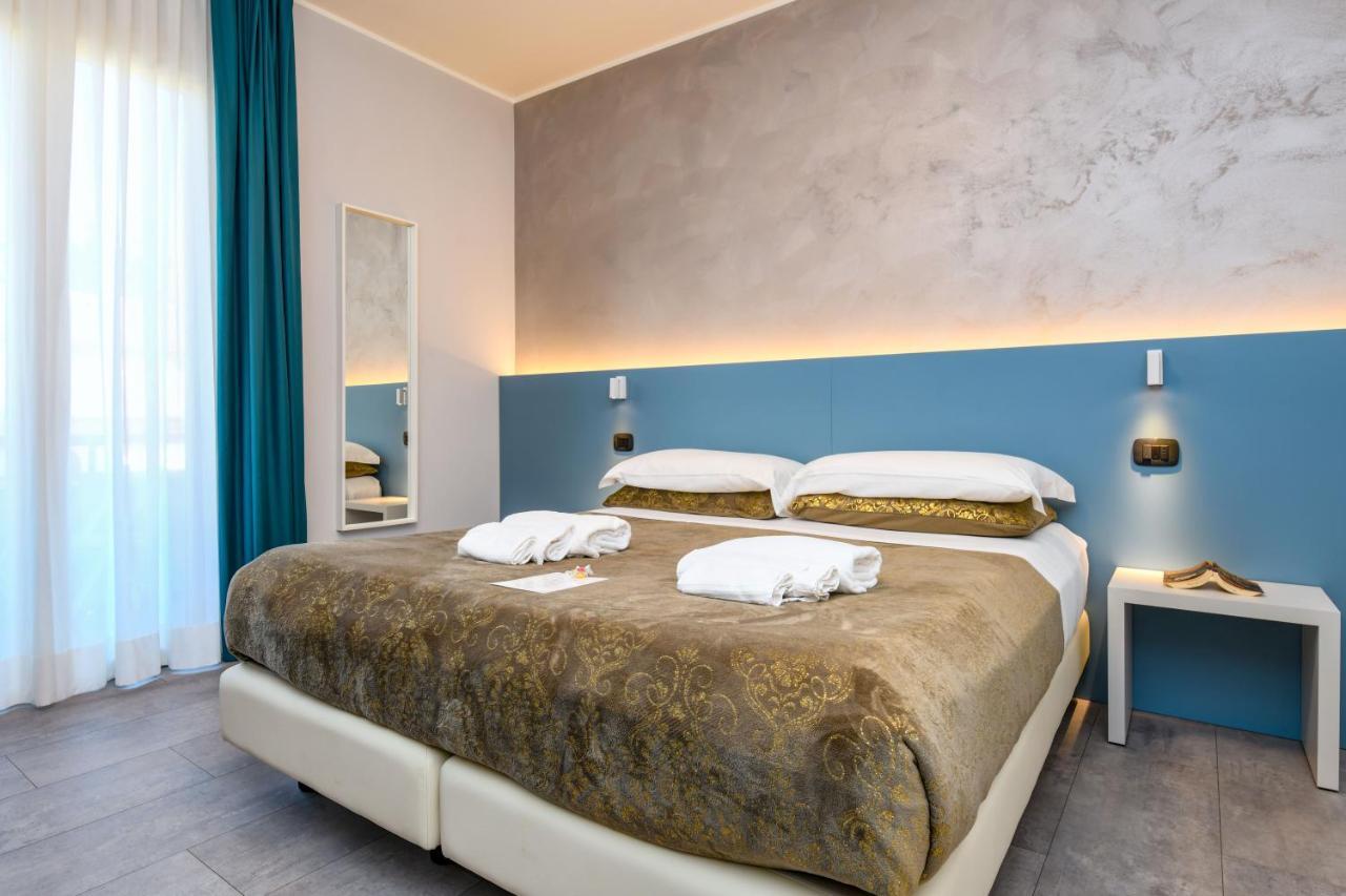 Garda Diamant Bed and Breakfast Desenzano del Garda Exteriör bild